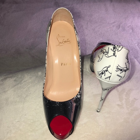 🖕🏽poshmark they kept my authentic shoes - Picture 5 of 6